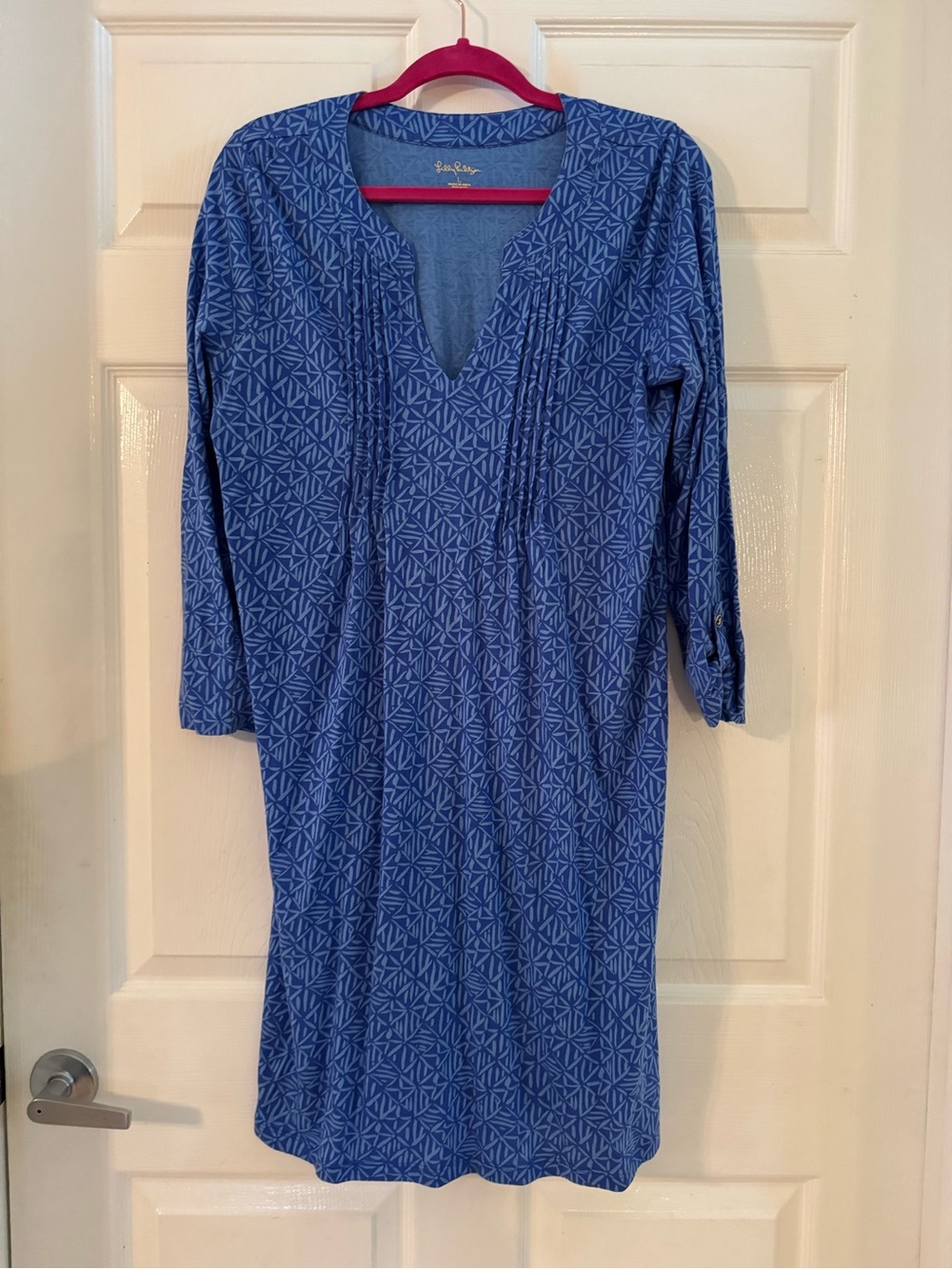 Lilly Pulitzer pintuck dress in alba blue in easy peasy print in size L